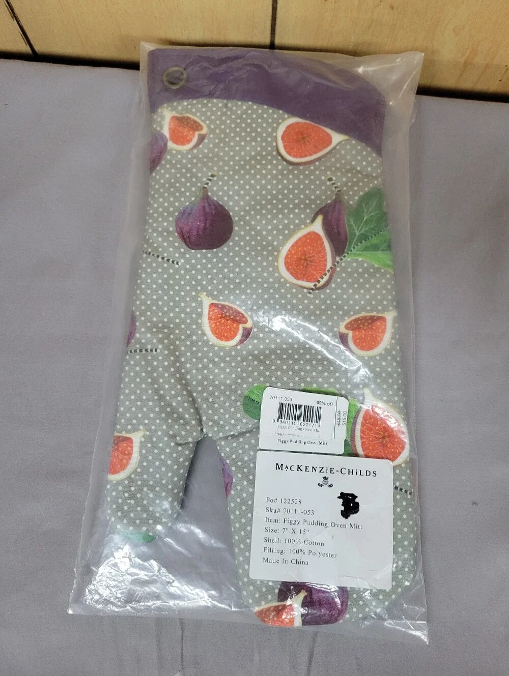 MacKenzie-Childs Figgy Pudding Oven Mitt